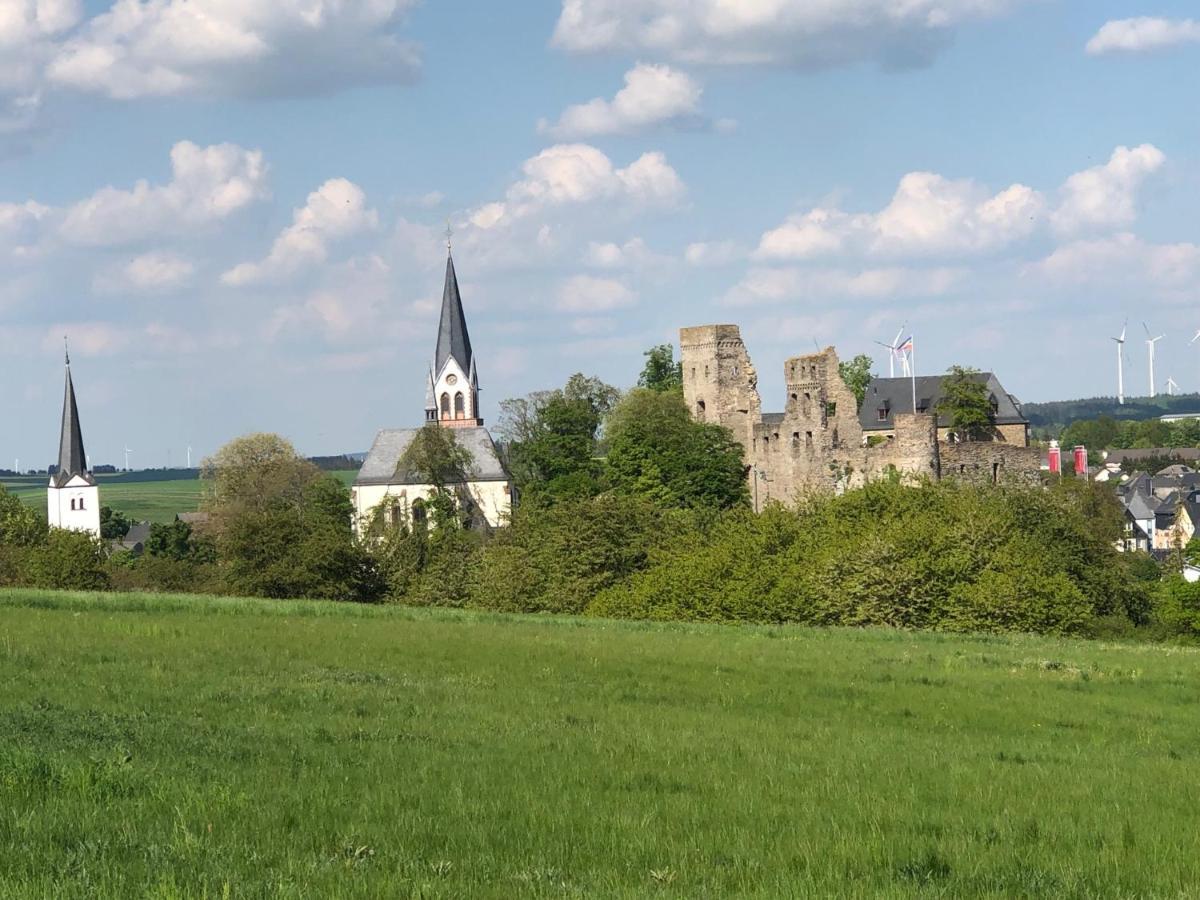 Am Apfelbaum, Ein Ferienhaus Zwischen Rhein Und Mosel Kastellaun Exteriör bild