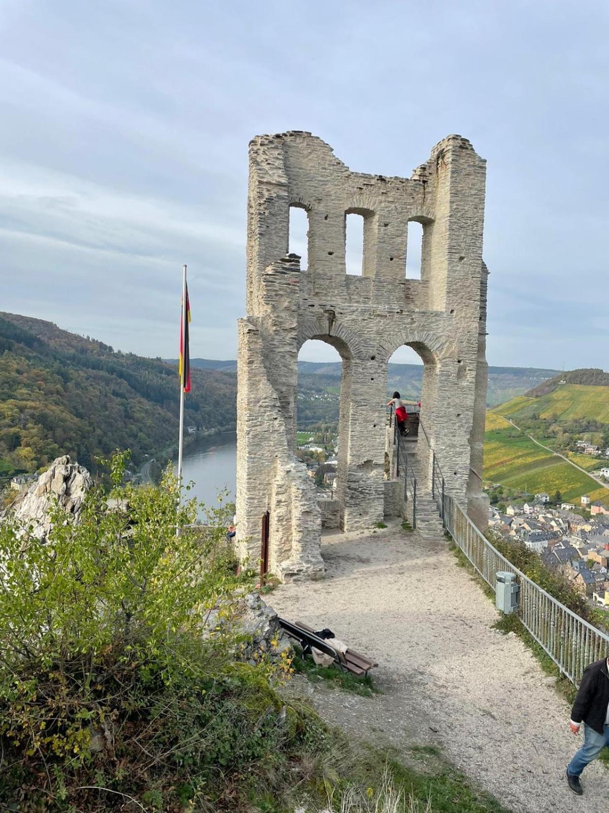 Am Apfelbaum, Ein Ferienhaus Zwischen Rhein Und Mosel Kastellaun Exteriör bild